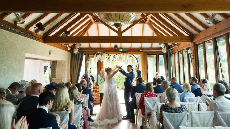 Real Weddings - Mr & Mrs Heaven